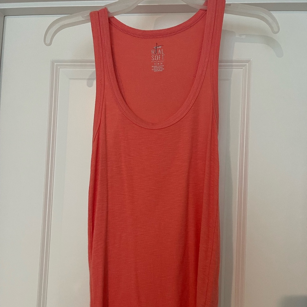 Coral aerie tank